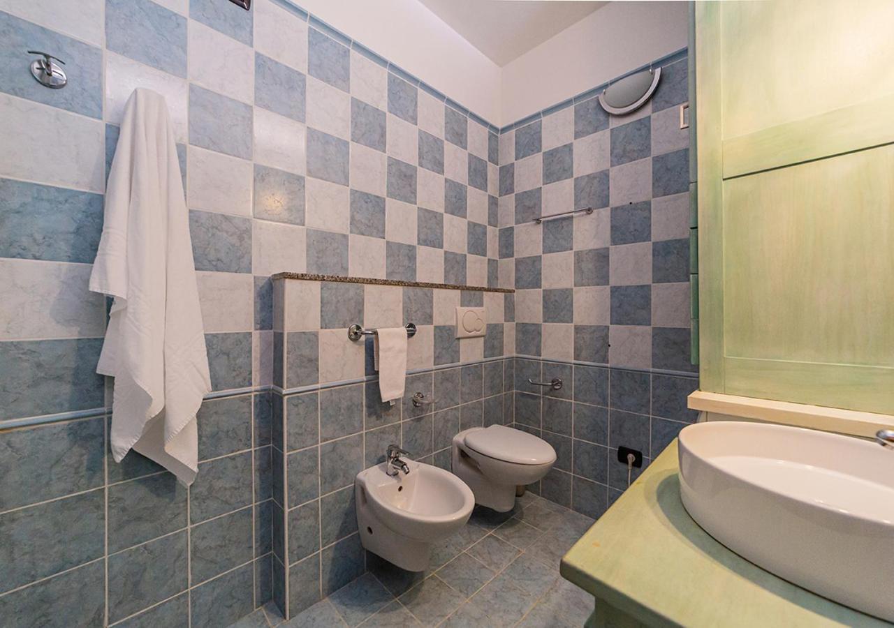 Murphy Holiday Home - Le Residenze Di Padule 02 La Maddalena  Eksteriør bilde